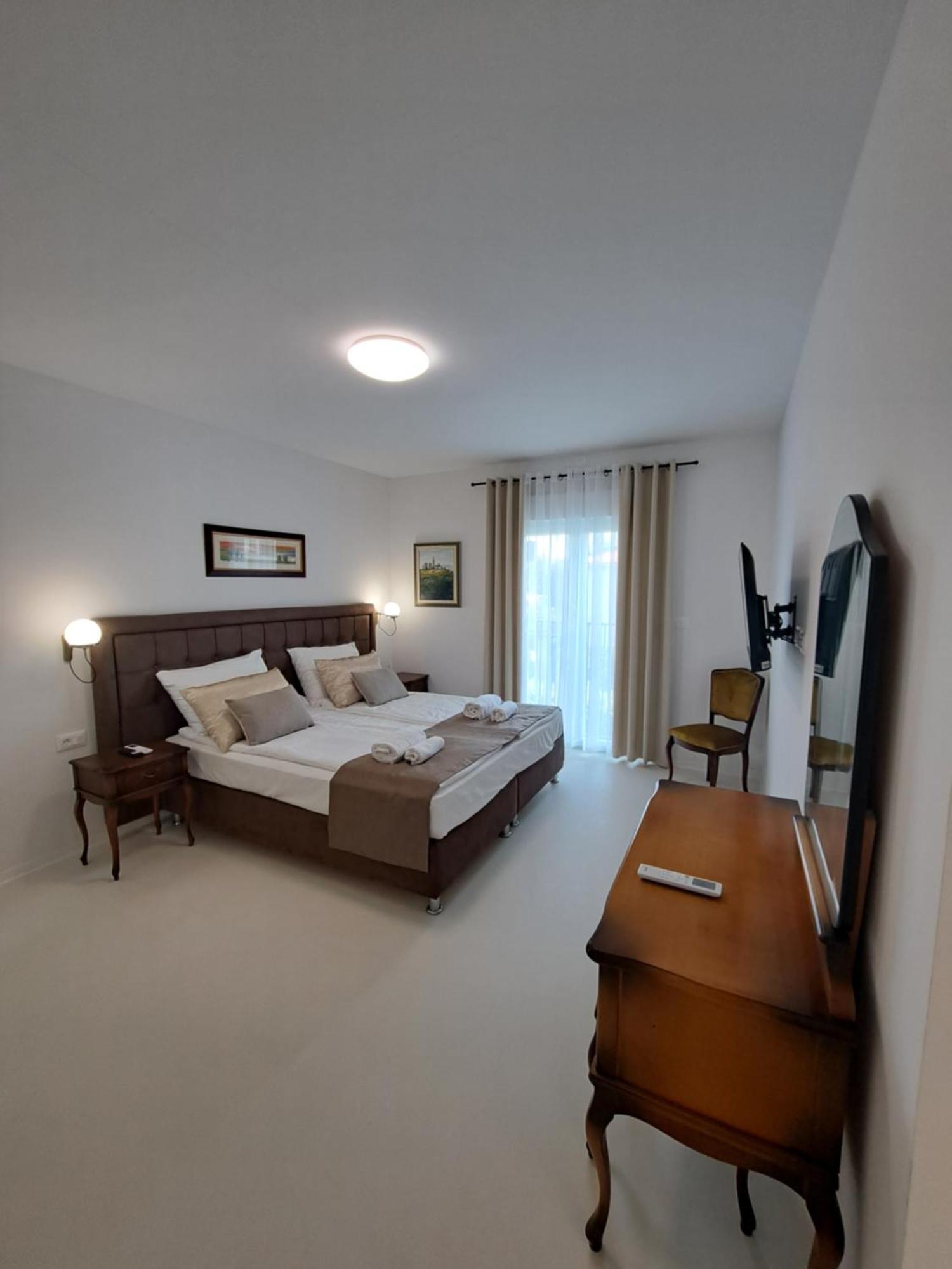 Villa Angelina *